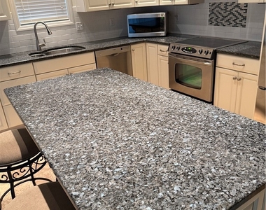 320 N Lakeside Dr - Photo Thumbnail 21
