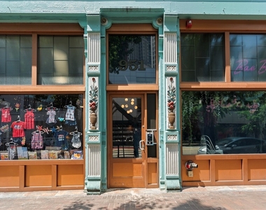 951 Liberty Ave - Photo Thumbnail 1