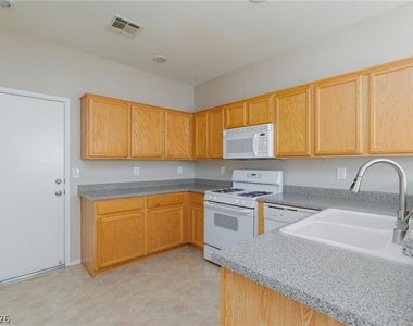 10972 N Scotch Rose Street - Photo Thumbnail 16