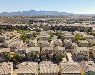 10972 N Scotch Rose Street - Photo Thumbnail 37