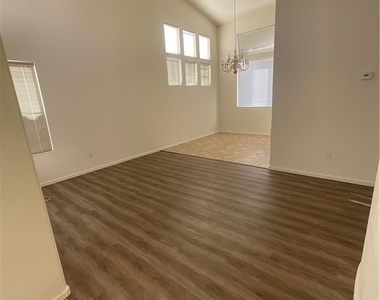 1505 Cimarron Crest Street - Photo Thumbnail 1