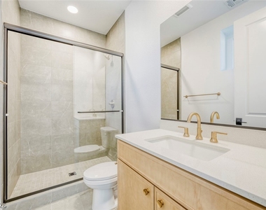 1041 Soaring Sage Avenue - Photo Thumbnail 17
