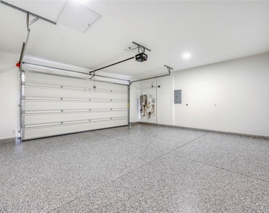 1041 Soaring Sage Avenue - Photo Thumbnail 22