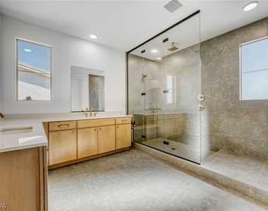 1041 Soaring Sage Avenue - Photo Thumbnail 14