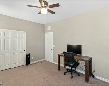 7036 Denio Island Street - Photo Thumbnail 27