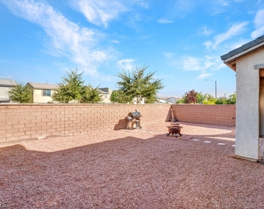7036 Denio Island Street - Photo Thumbnail 34