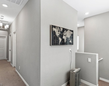 7036 Denio Island Street - Photo Thumbnail 15