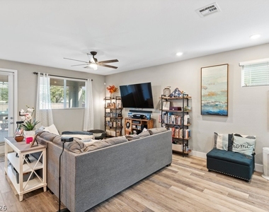 7036 Denio Island Street - Photo Thumbnail 7