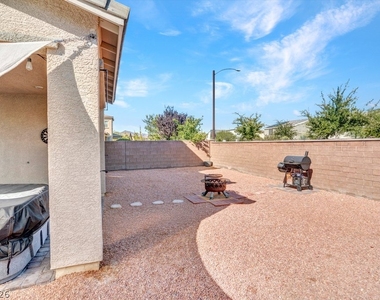 7036 Denio Island Street - Photo Thumbnail 31