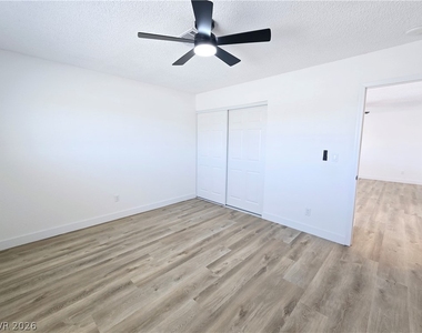 1083 E Calvada Boulevard - Photo Thumbnail 19