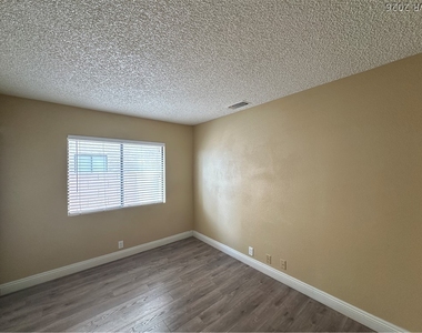 3136 Centavo Drive - Photo Thumbnail 11