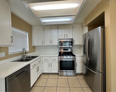 3136 Centavo Drive - Photo Thumbnail 4