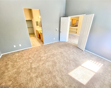8221 Jo Marcy Drive - Photo Thumbnail 18