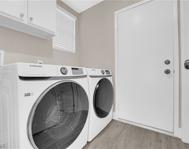 7727 Scoby Court - Photo Thumbnail 11