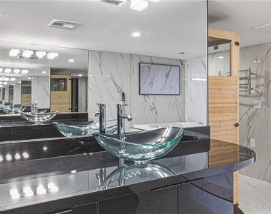 3111 Bel Air Drive - Photo Thumbnail 14