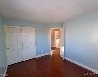 9756 Wailings Avenue - Photo Thumbnail 12