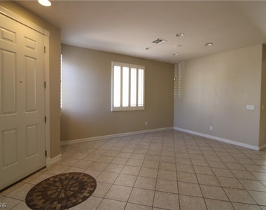 754 Rise Canyon Drive - Photo Thumbnail 4