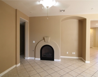 754 Rise Canyon Drive - Photo Thumbnail 10