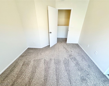 8745 Tomnitz Avenue - Photo Thumbnail 14