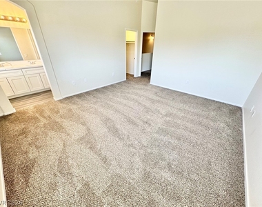 8745 Tomnitz Avenue - Photo Thumbnail 20