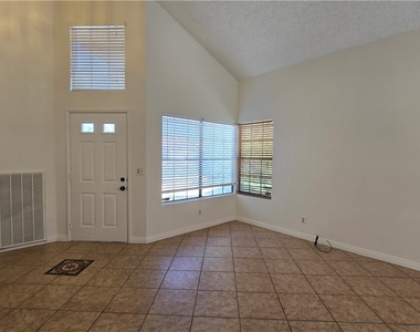 4724 Cosley Drive - Photo Thumbnail 2