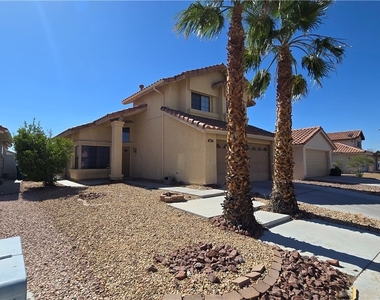 4724 Cosley Drive - Photo Thumbnail 1