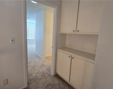 4724 Cosley Drive - Photo Thumbnail 24