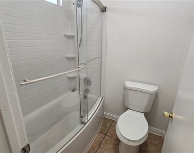 4724 Cosley Drive - Photo Thumbnail 28