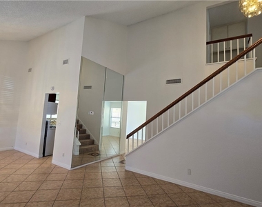 4724 Cosley Drive - Photo Thumbnail 4