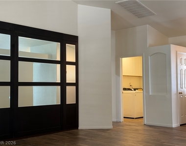 2209 Sexton Avenue - Photo Thumbnail 6