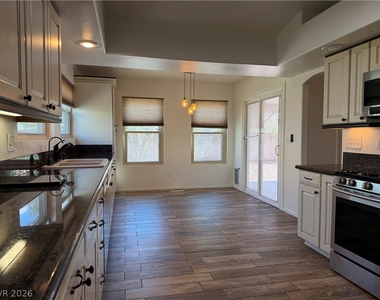 2209 Sexton Avenue - Photo Thumbnail 8