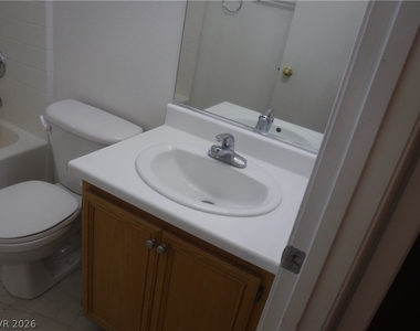 10680 Foggy Glen Avenue - Photo Thumbnail 20