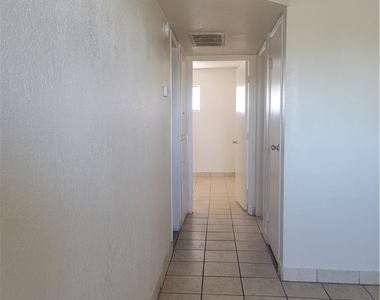 5240 Pebble Beach Boulevard - Photo Thumbnail 10
