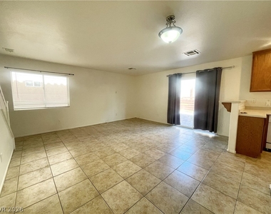 1836 Luna Alegre Street - Photo Thumbnail 4