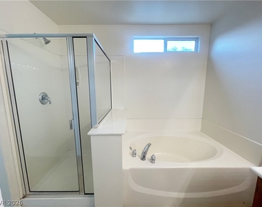1836 Luna Alegre Street - Photo Thumbnail 18