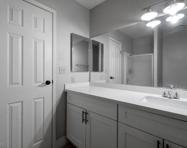 1501 Living Desert Drive - Photo Thumbnail 20