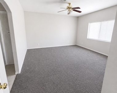 6801 Squaw Mountain Drive - Photo Thumbnail 9