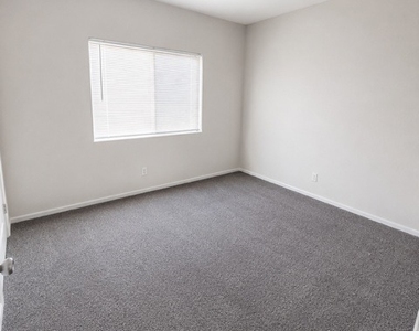 6801 Squaw Mountain Drive - Photo Thumbnail 7