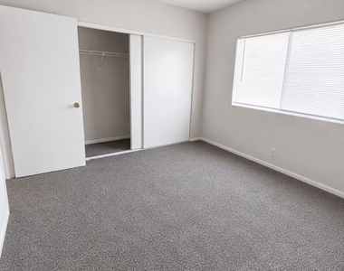 6801 Squaw Mountain Drive - Photo Thumbnail 8