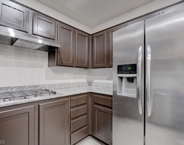 83 E Agate Avenue - Photo Thumbnail 5