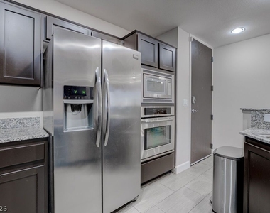 83 E Agate Avenue - Photo Thumbnail 4