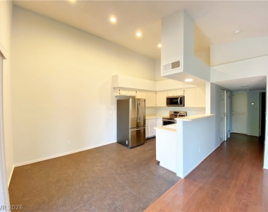 1575 W Warm Springs Road - Photo Thumbnail 24
