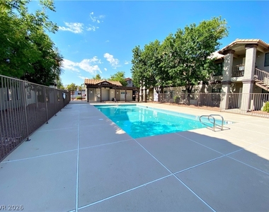 1575 W Warm Springs Road - Photo Thumbnail 40