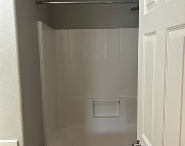 10147 Aspen Rose Street - Photo Thumbnail 11