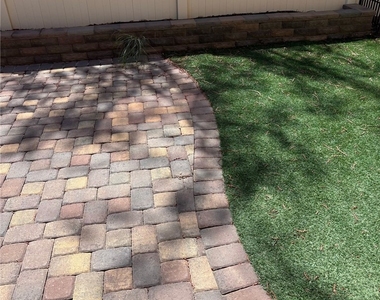10147 Aspen Rose Street - Photo Thumbnail 21