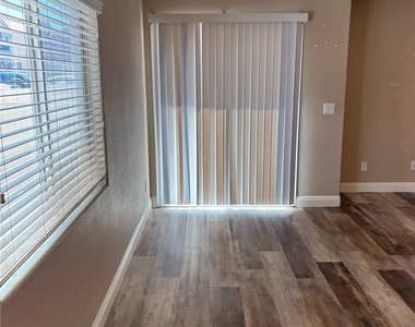 10147 Aspen Rose Street - Photo Thumbnail 2