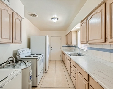 1132 Pahor Drive - Photo Thumbnail 8