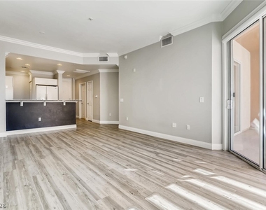 19 Agate Avenue - Photo Thumbnail 2