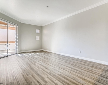 19 Agate Avenue - Photo Thumbnail 4