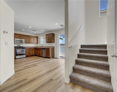 3952 Badgerbrook Street - Photo Thumbnail 21